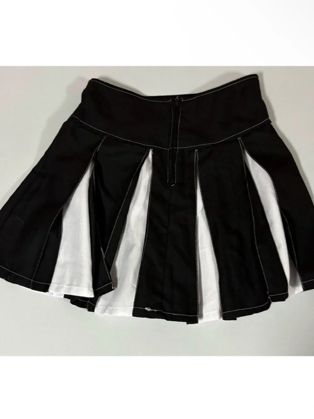 Social Collision Black White Tie-Up Lace-Up Pleated Mini Skirt Bottoms Size S 🤍🖤